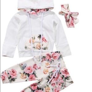 White and floral hoodie set